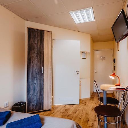 Aleksandri Hotel Тарту Экстерьер фото